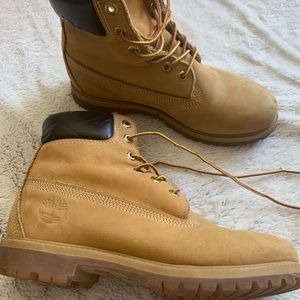 Genuine leather waterproof hiking boots
